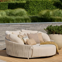 Outdoor Daybeds