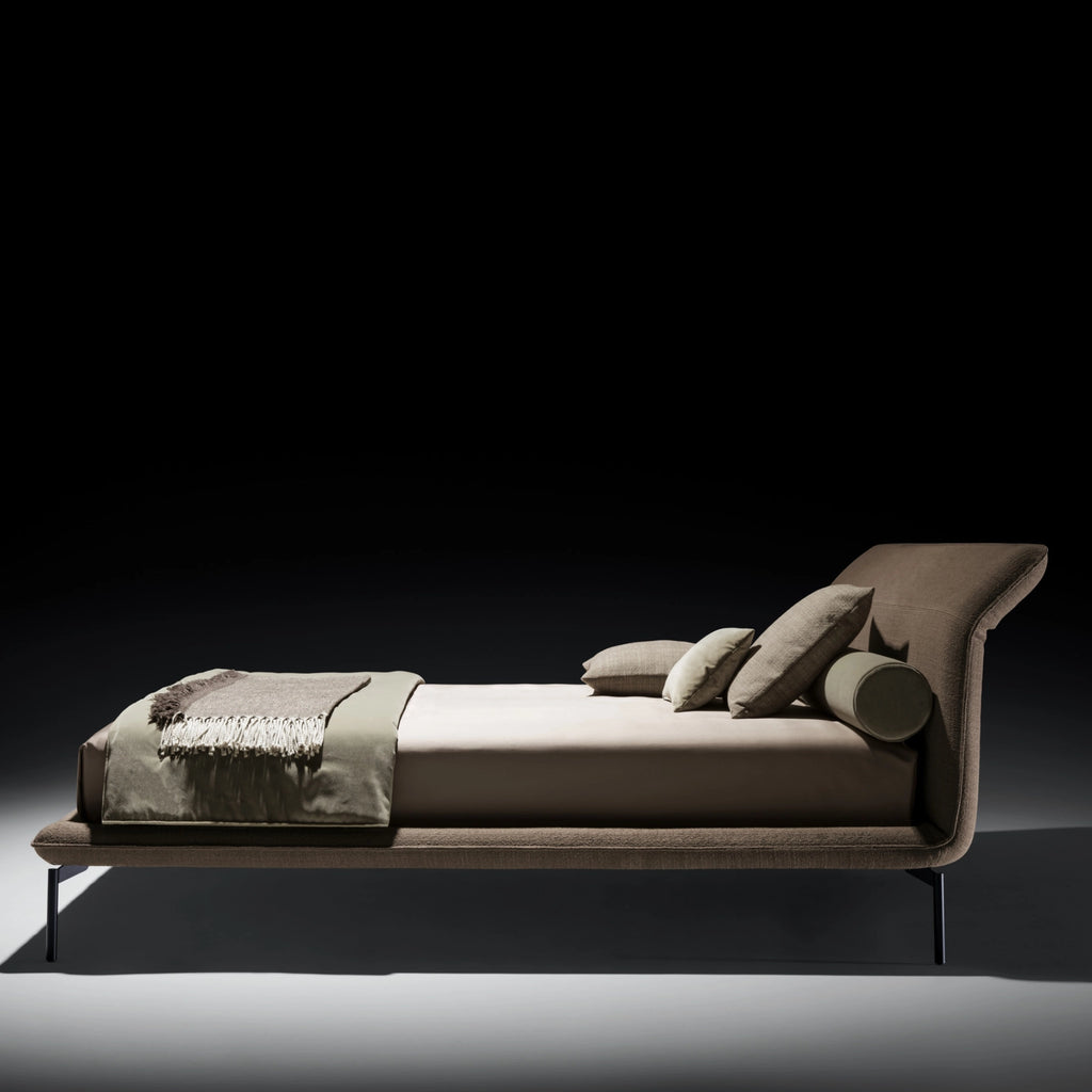 ELLE H.9 Bed in Brown Ricanto Col. 004 - Twils | Milola