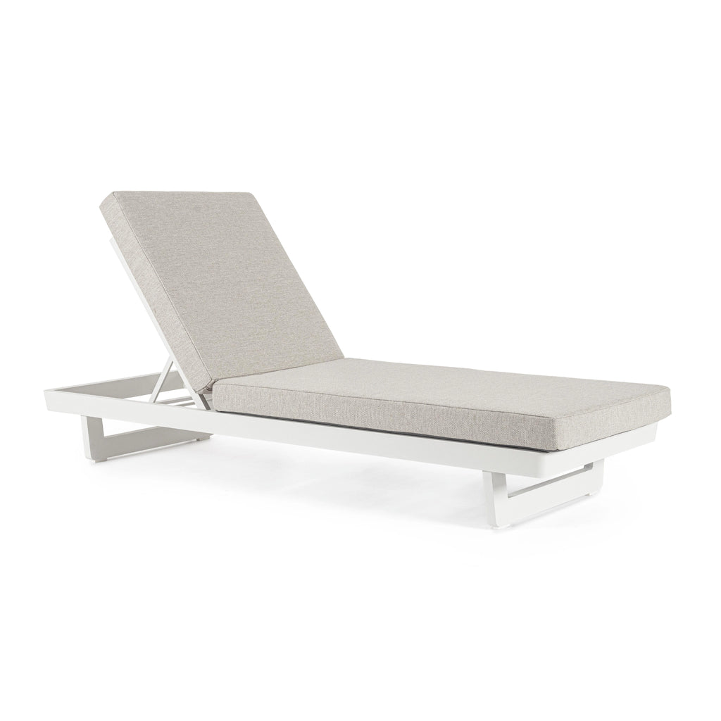 INFINITY Sun Lounger in White - Bizzotto | Milola
