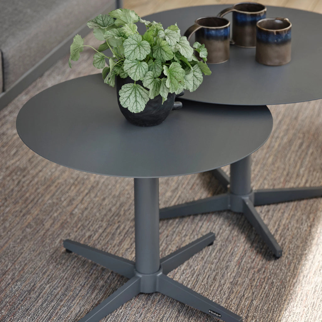 BRAD 2-Seater Outdoor Sofa in Anthracite - BRAFAB | Milola