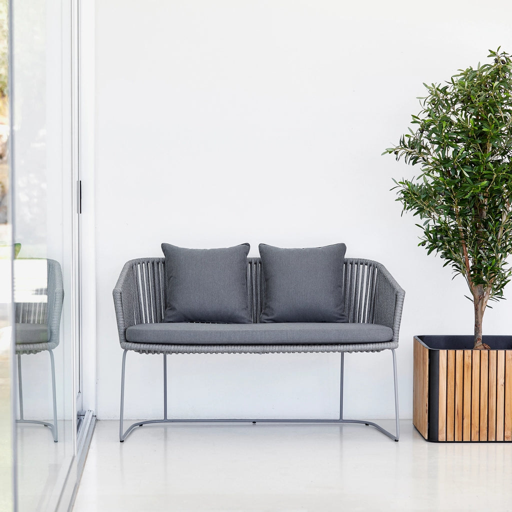 MOMENTS - Bench Sofa with Cushion in Grey - Cane-Line | Milola