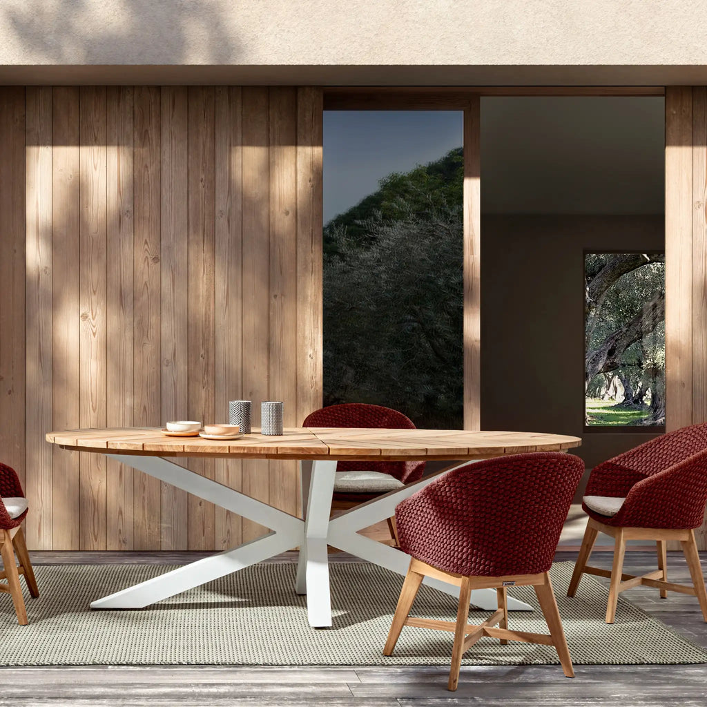 PALMDALE Oval Teak Outdoor Dining Table (240x110cm)