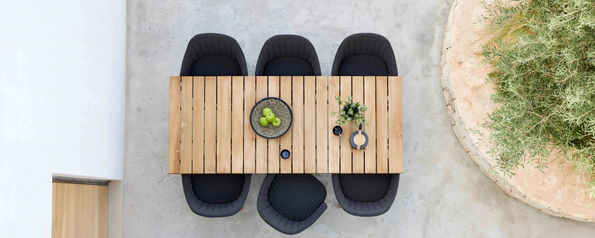 CORE Outdoor Dining Table in Teak
