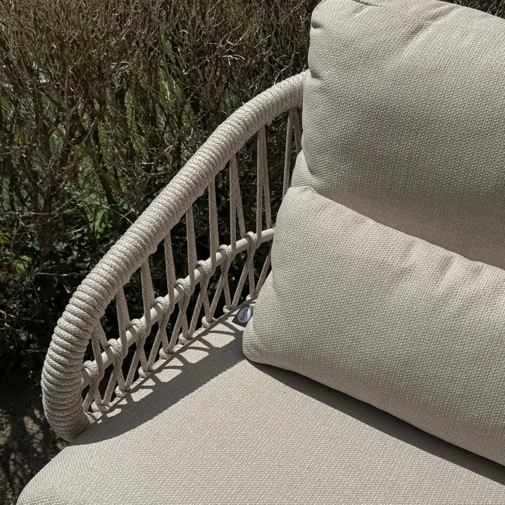 TOSCA Outdoor Lounge Chair with Footrest - OUTLET