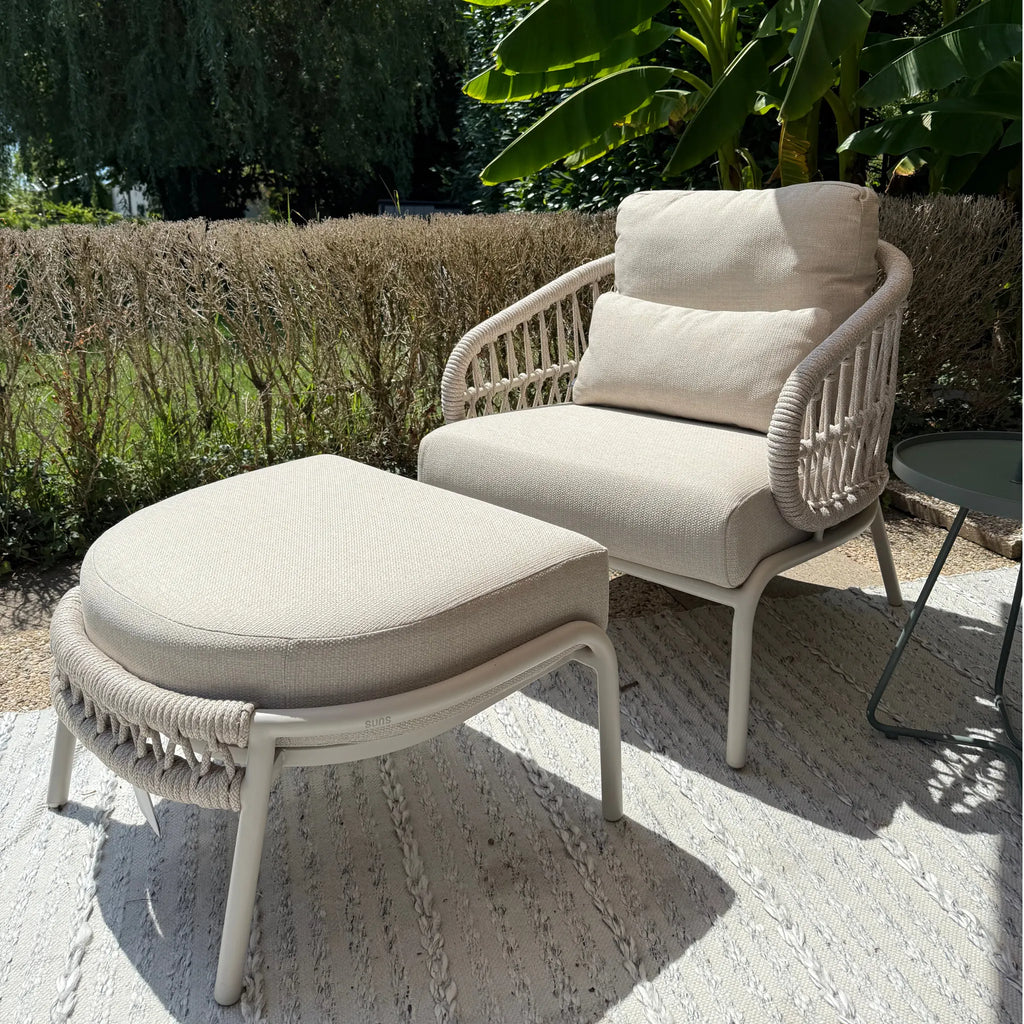 TOSCA Outdoor Lounge Chair with Footrest - OUTLET